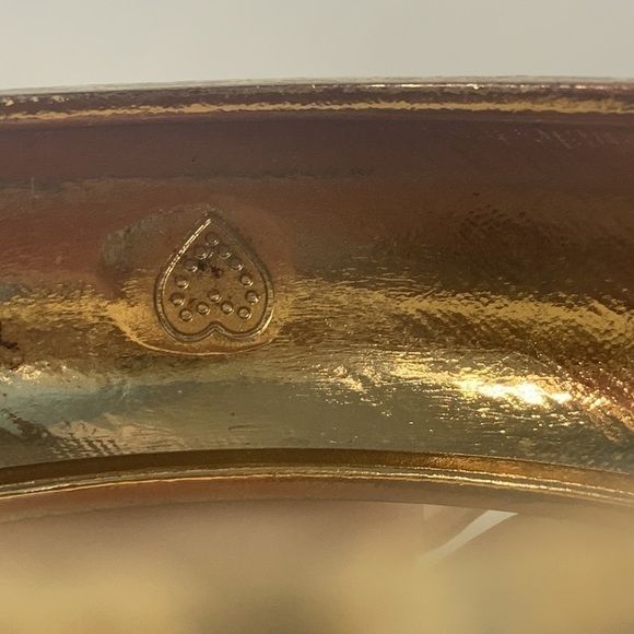 Vintage Enamel Rhinestone Hinge bracelet. - Picture 7 of 7